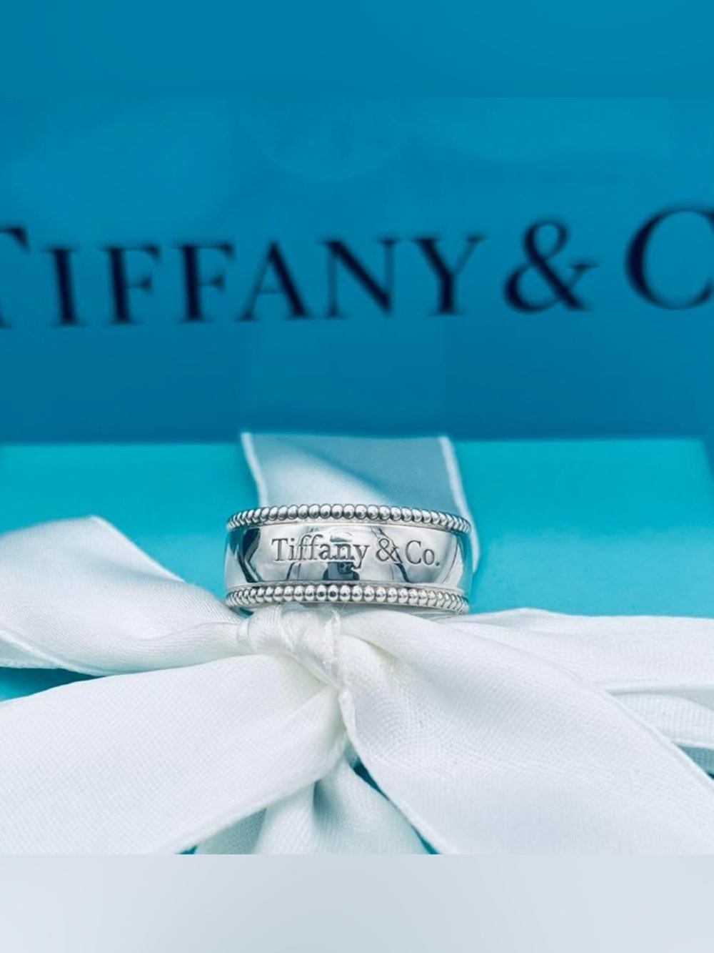 Tiffany & Co. SS Retired Beaded Edge Ring Size 8 VGUC